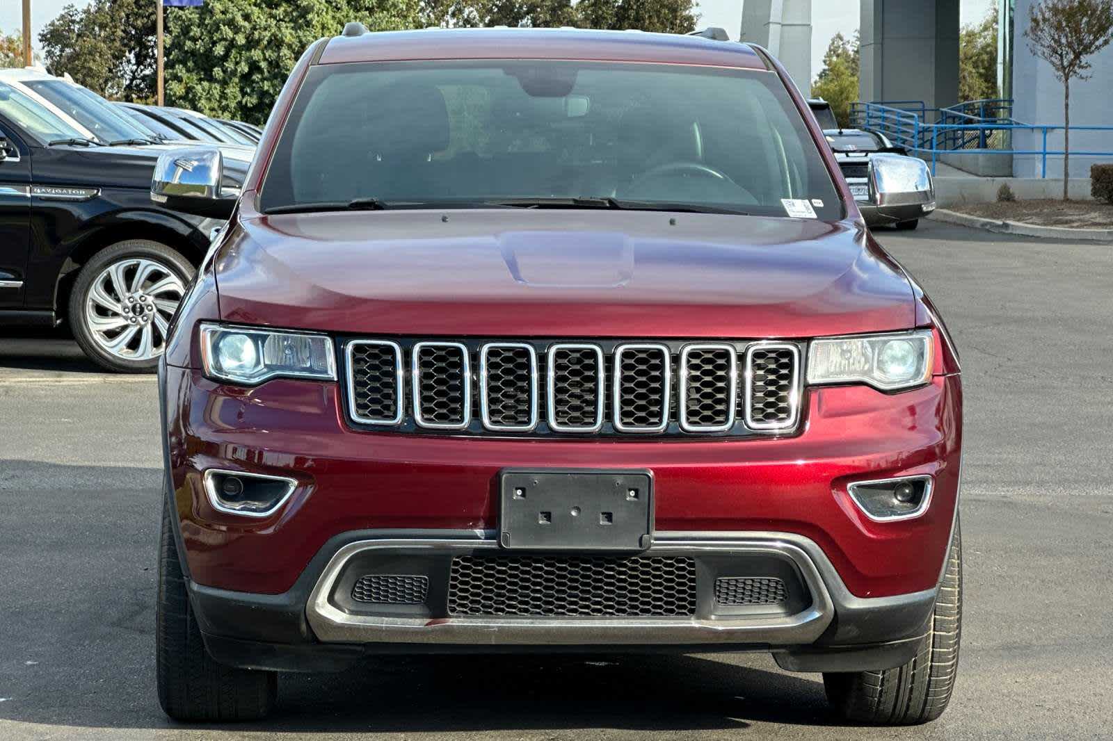 2019 Jeep Grand Cherokee Limited 10