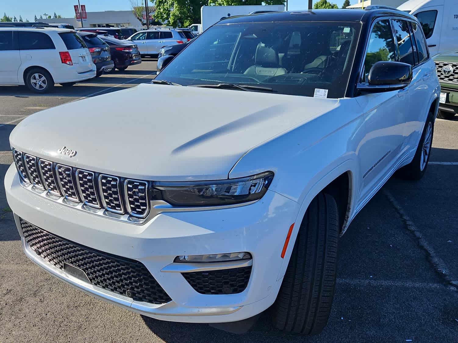 2023 Jeep Grand Cherokee Summit RWD