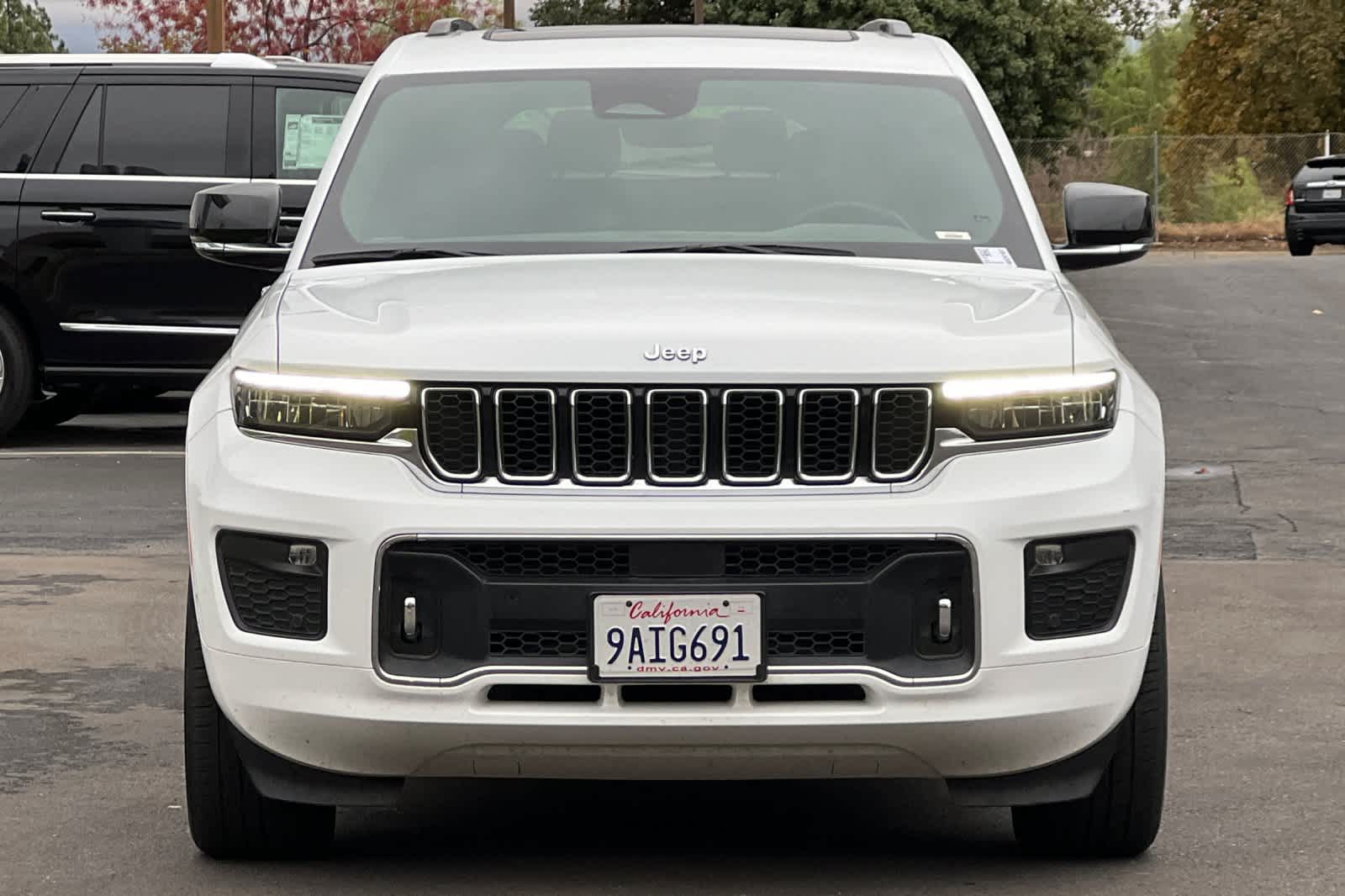 2022 Jeep Grand Cherokee L Overland 10