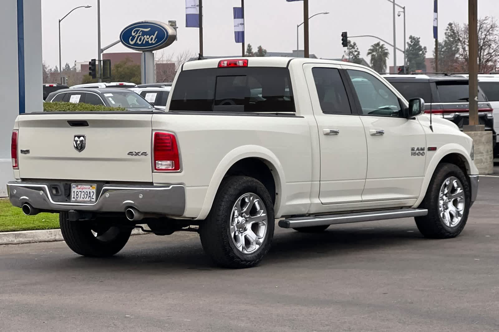 2016 Ram 1500 Laramie 4WD Quad Cab 140.5 2