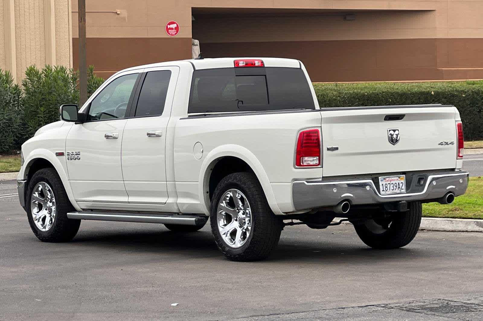 2016 Ram 1500 Laramie 4WD Quad Cab 140.5 6