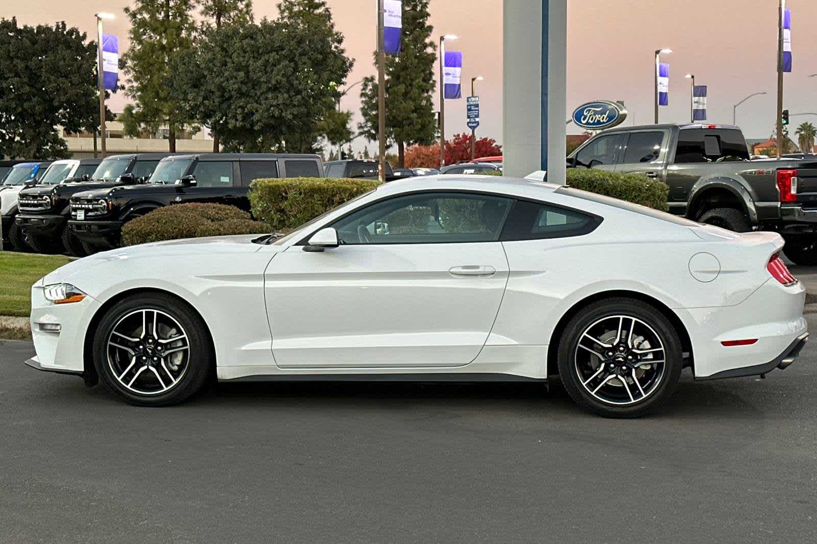 2021 Ford Mustang EcoBoost 6