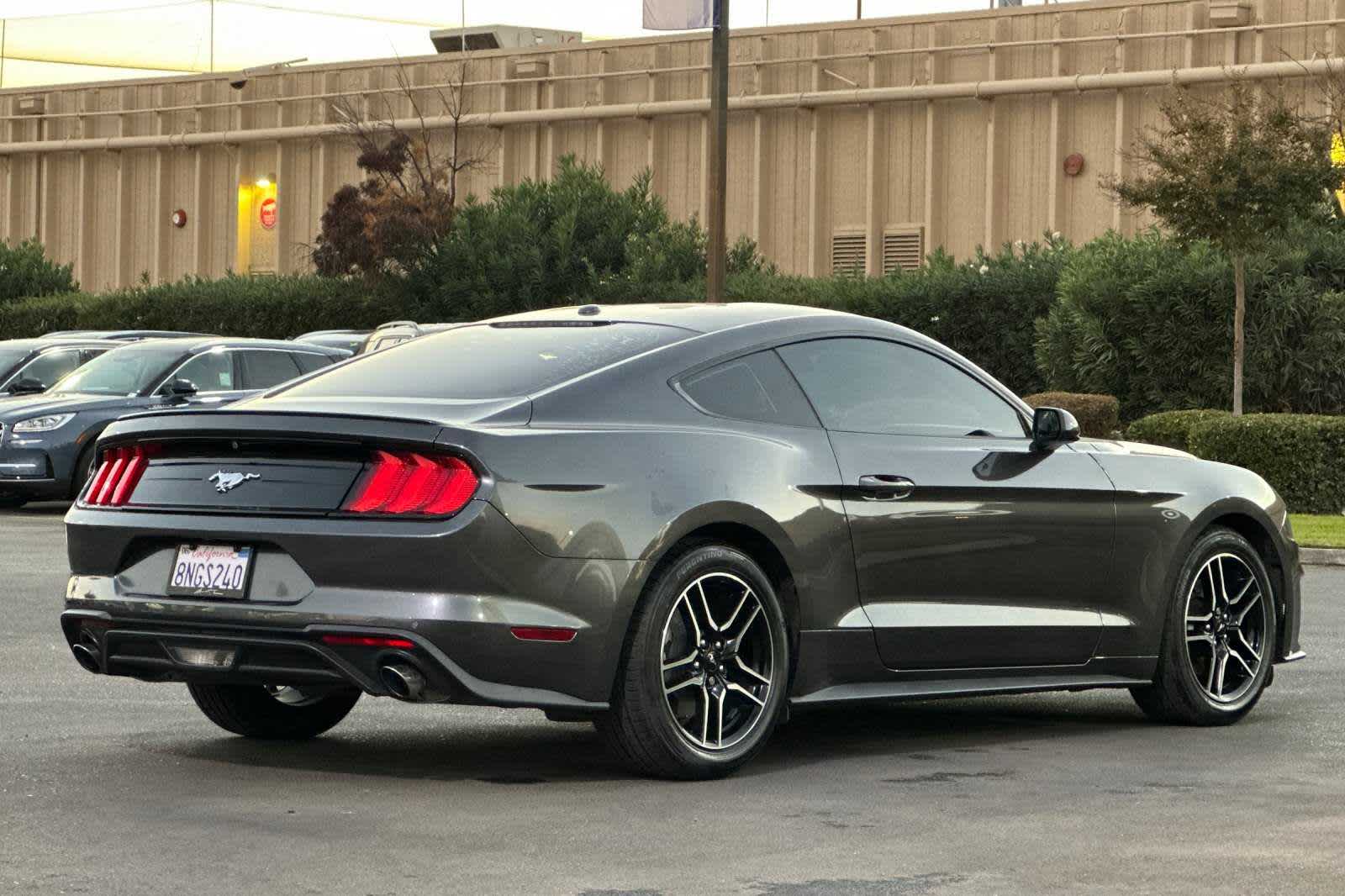 2020 Ford Mustang EcoBoost 3