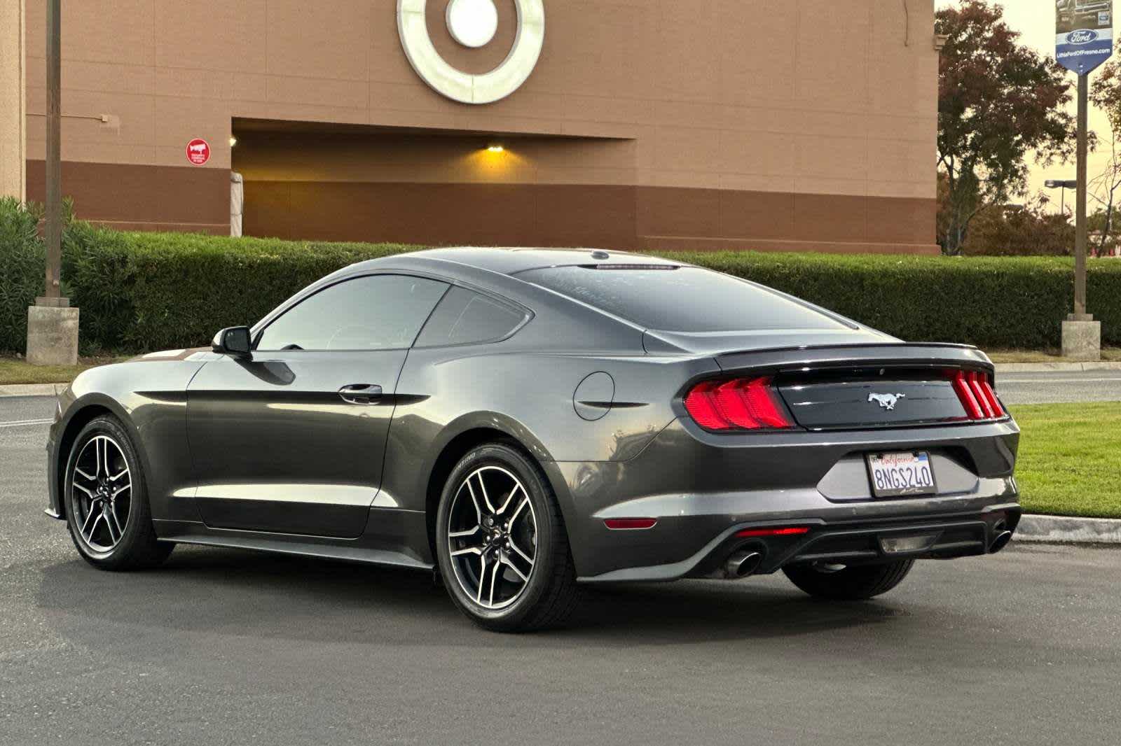 2020 Ford Mustang EcoBoost 8