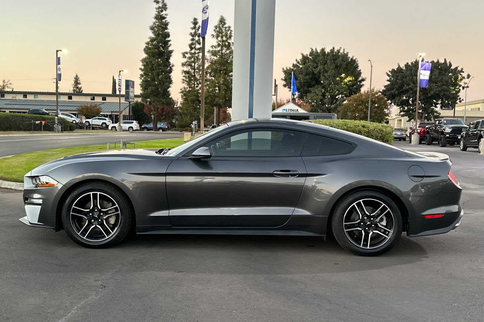 2020 Ford Mustang EcoBoost 7