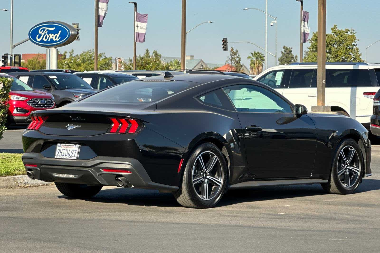 2024 Ford Mustang EcoBoost 2