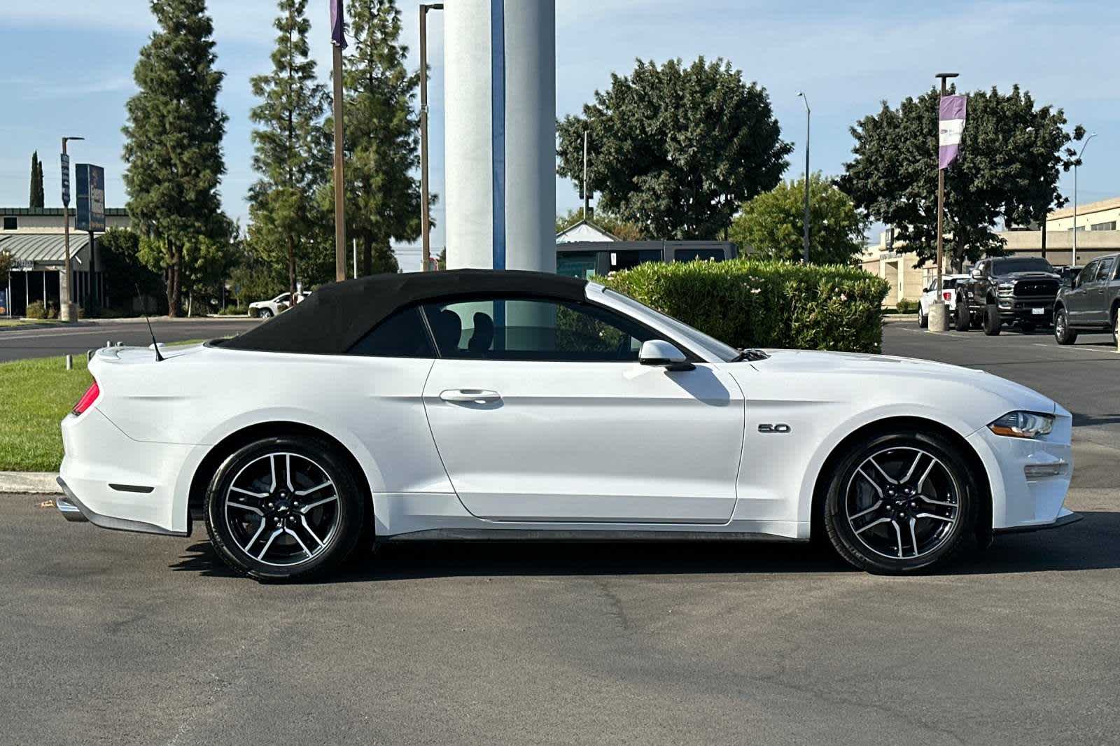 2020 Ford Mustang GT Premium 8