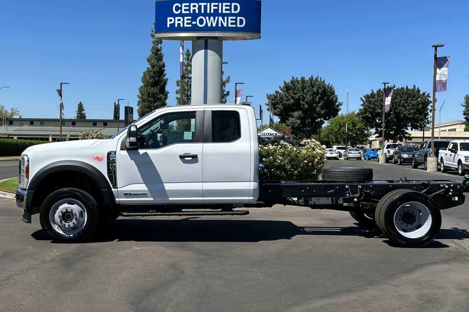 2024 Ford Super Duty F-450 DRW XL 5