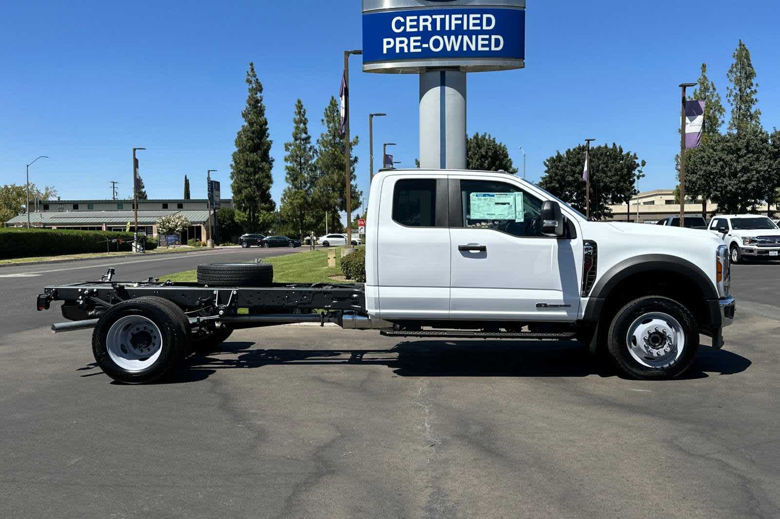 2024 Ford Super Duty F-450 DRW XL 8