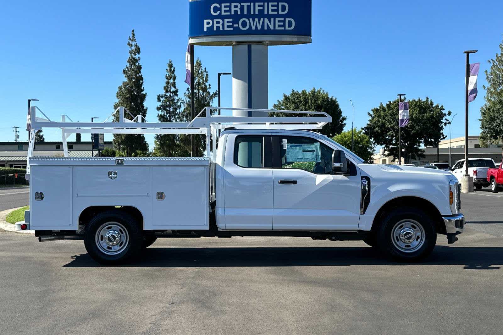 2024 Ford Super Duty F-250 SRW XL 2WD SuperCab 8 Box 8