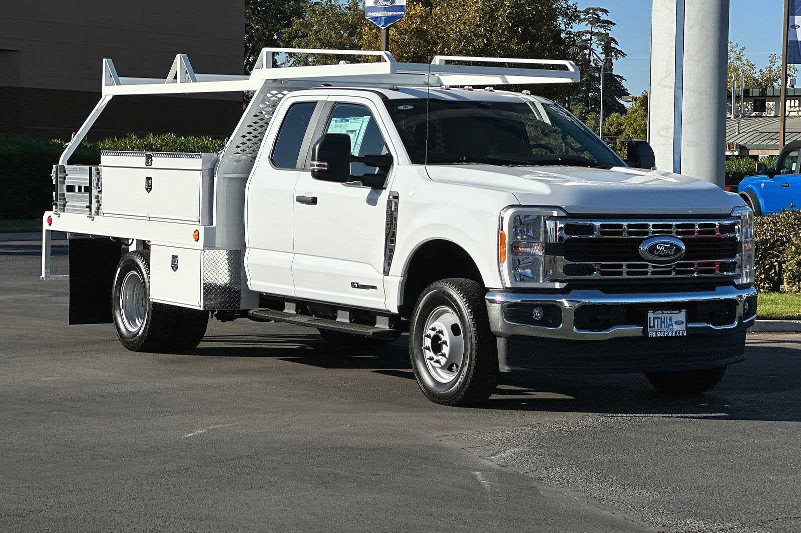 2023 Ford Super Duty F-350 DRW XL 4WD SuperCab 168 WB 60 CA 10