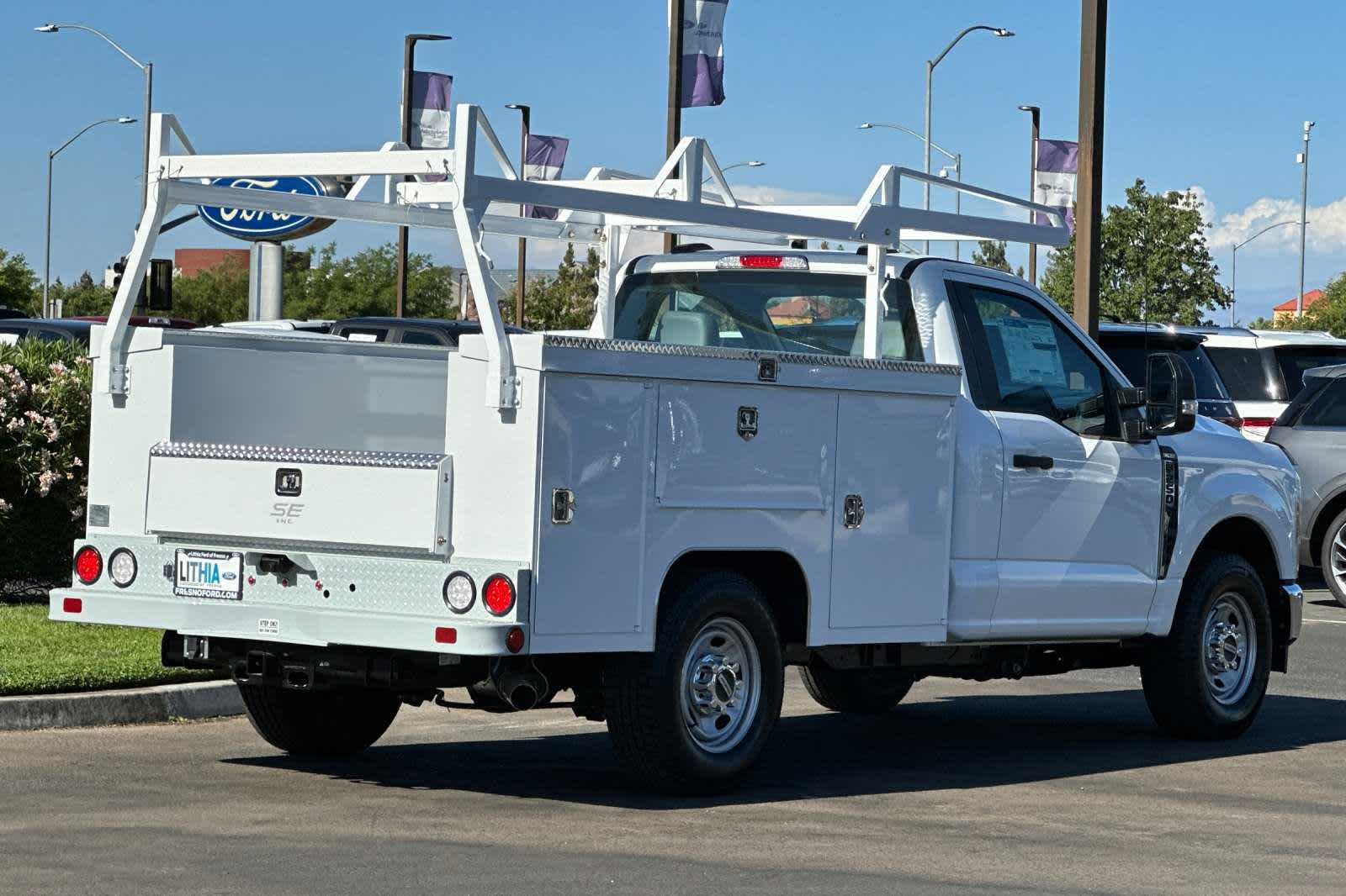 2024 Ford Super Duty F-250 SRW XL 2WD Reg Cab 8 Box 2