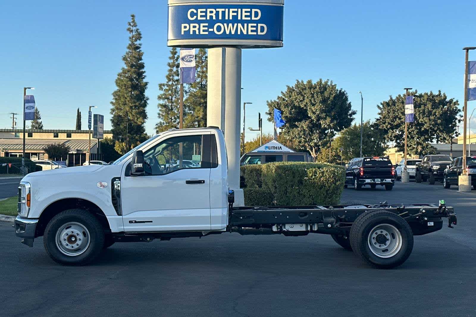 2024 Ford Super Duty F-350 DRW XL 2WD Reg Cab 145 WB 60 CA 3