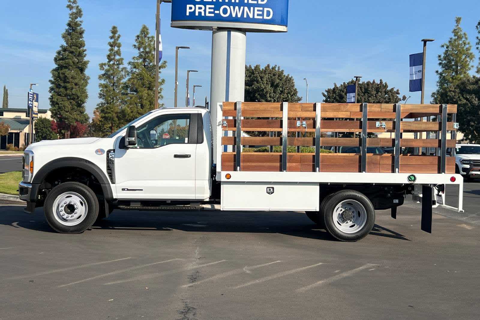 2024 Ford Super Duty F-450 DRW XLT 5