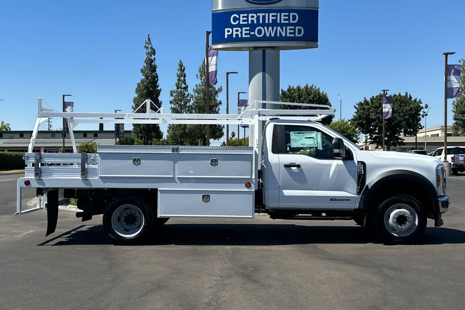 2024 Ford Super Duty F-550 DRW XL 2WD Reg Cab 169 WB 84 CA 6