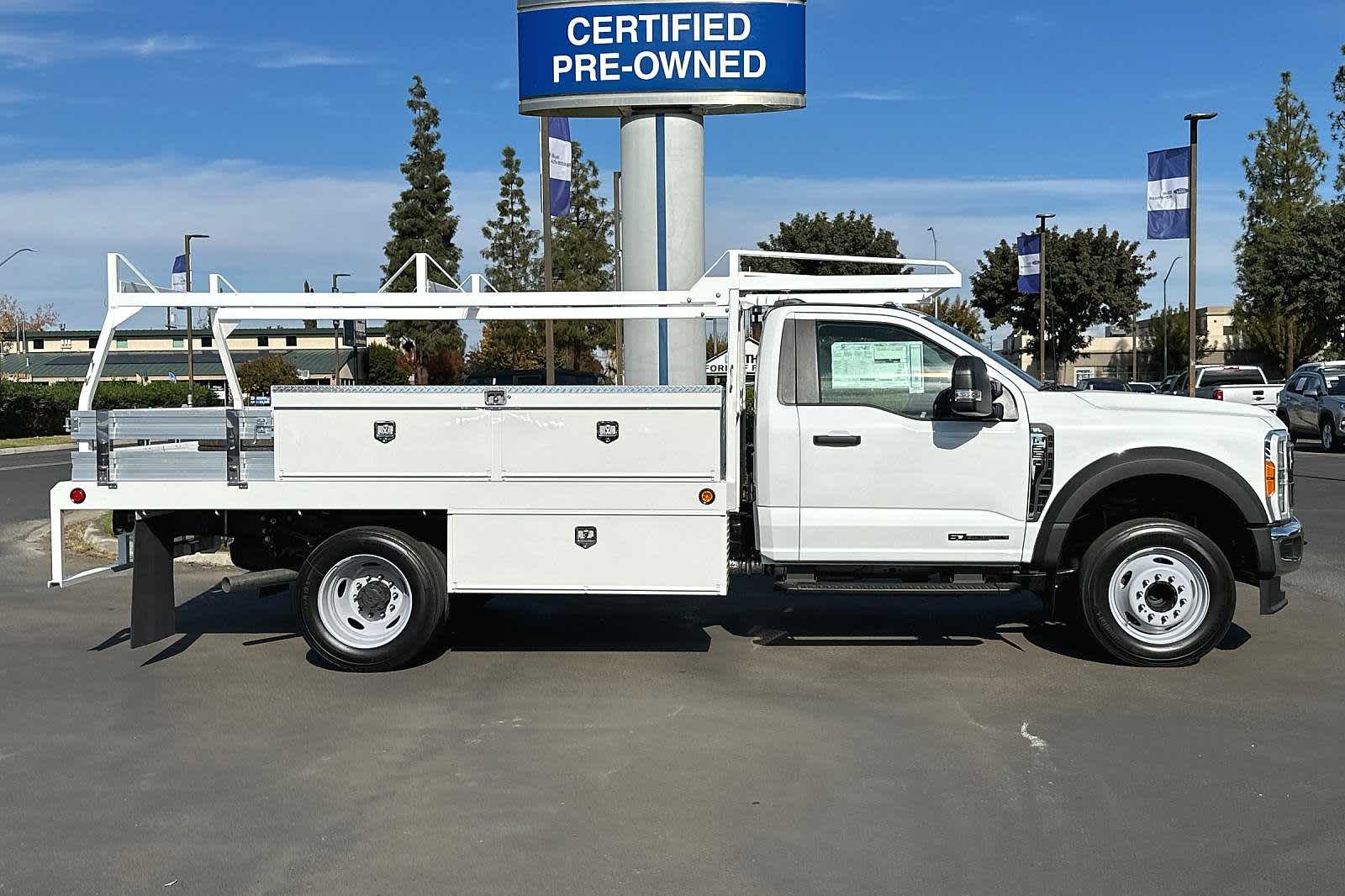 2023 Ford Super Duty F-550 DRW XL 2WD Reg Cab 169 WB 84 CA 6