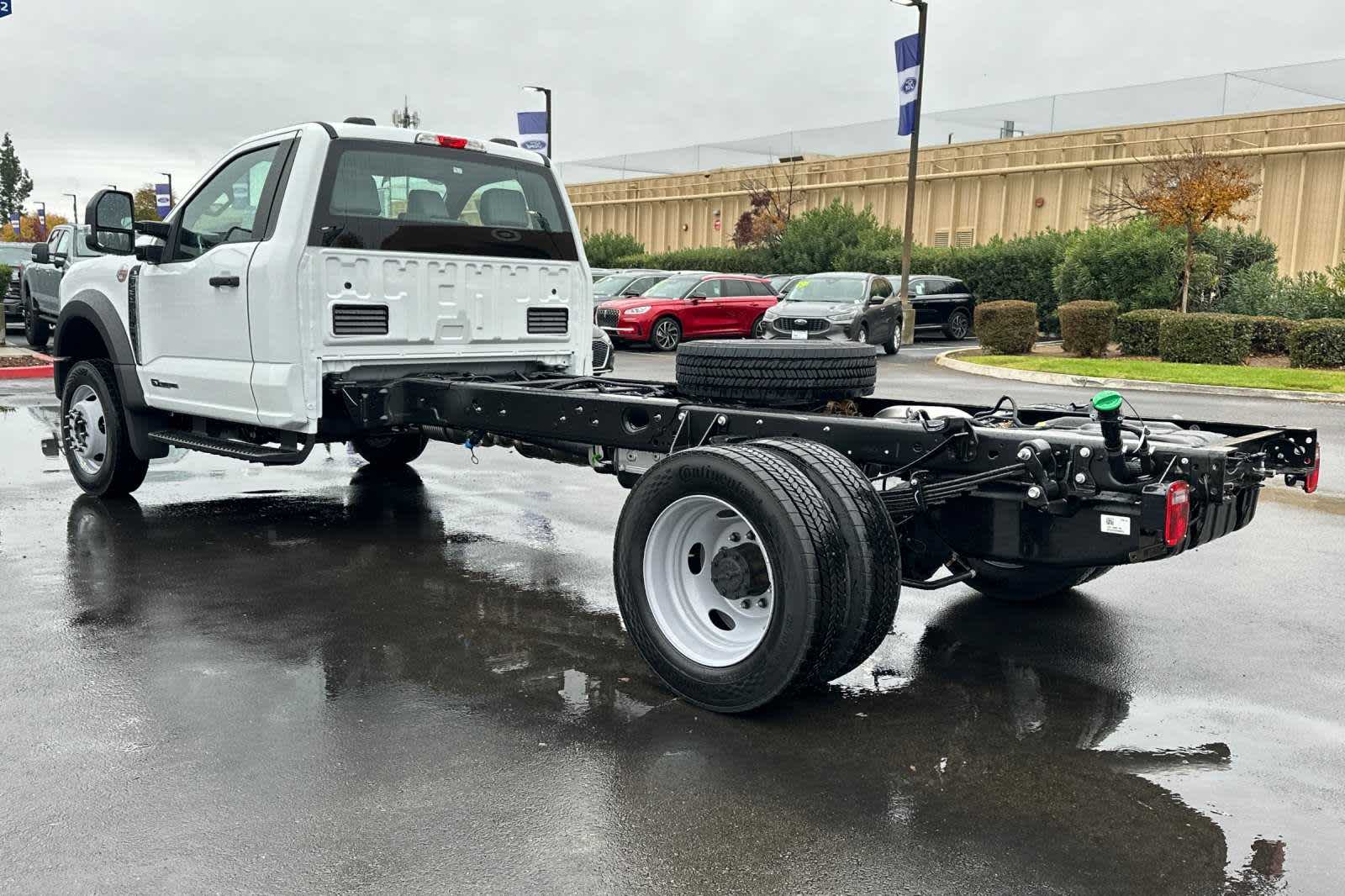 2024 Ford Super Duty F-550 DRW  5