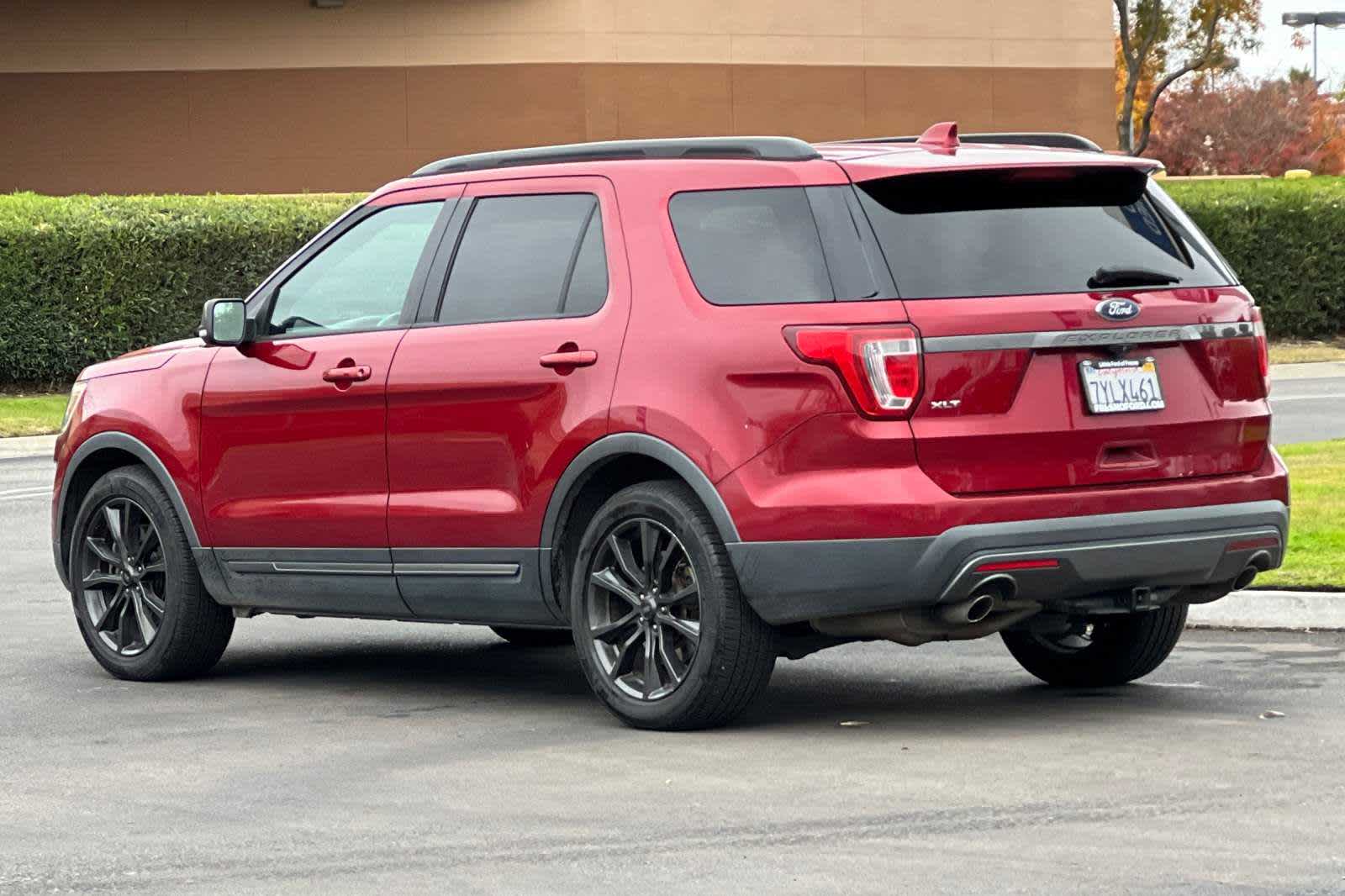 2017 Ford Explorer XLT 6