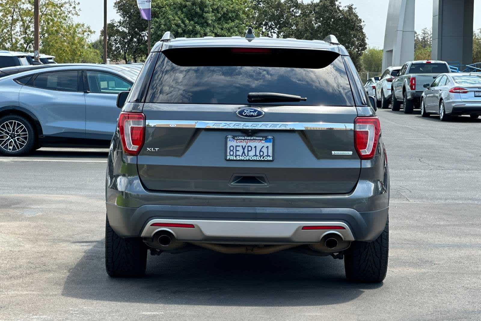 2016 Ford Explorer XLT 7