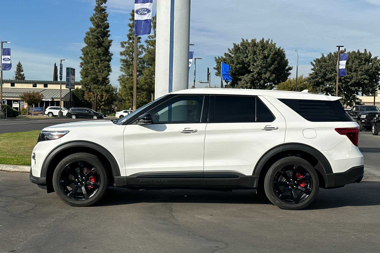 2021 Ford Explorer ST 5