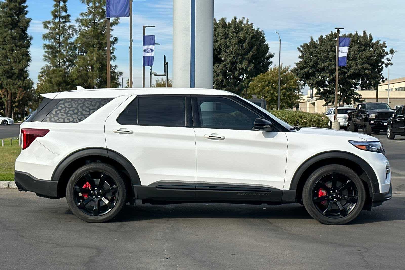 2021 Ford Explorer ST 8