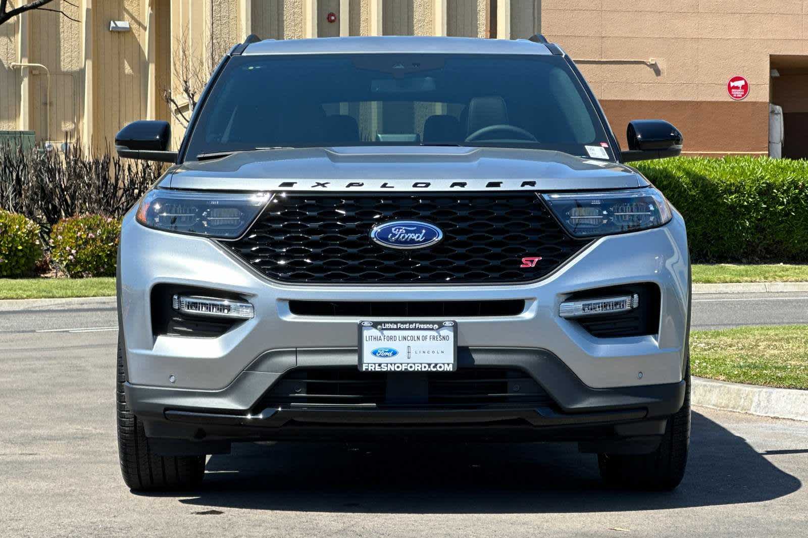 2024 Ford Explorer ST 11