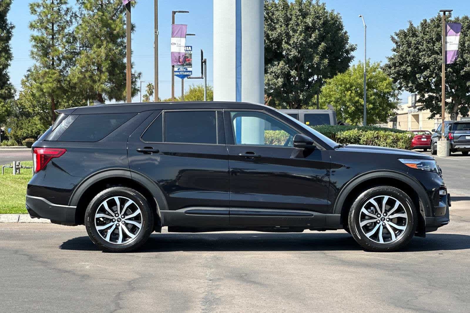 2021 Ford Explorer ST 8