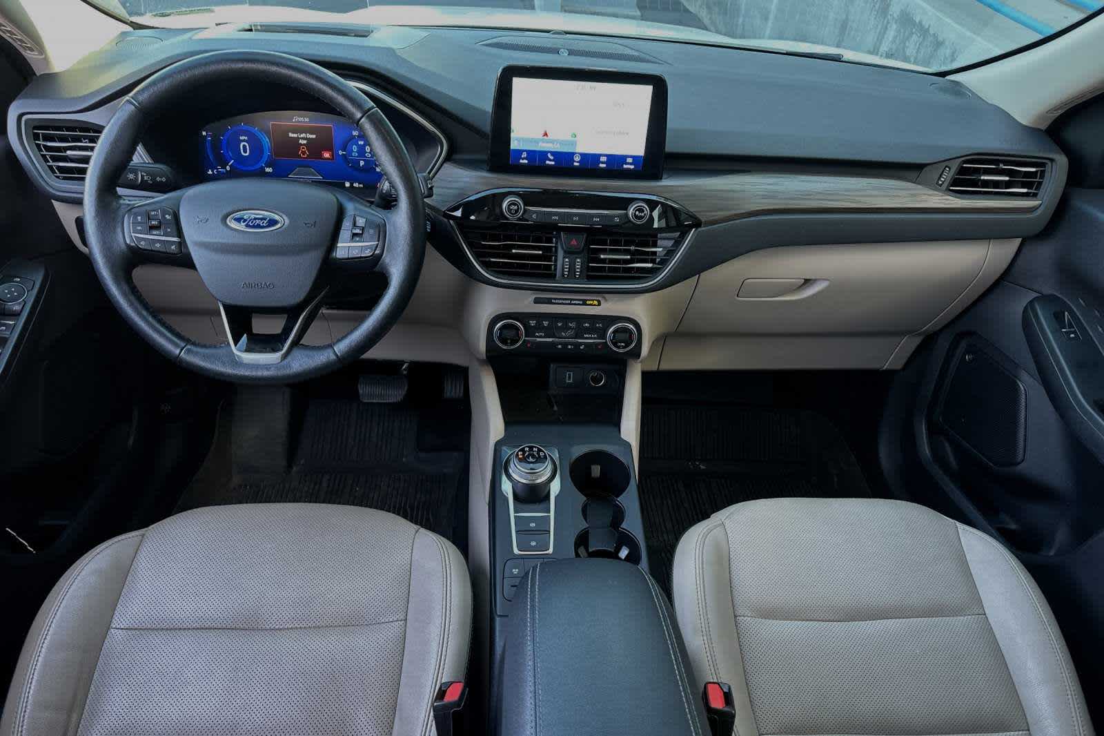 2020 Ford Escape Titanium Hybrid 3