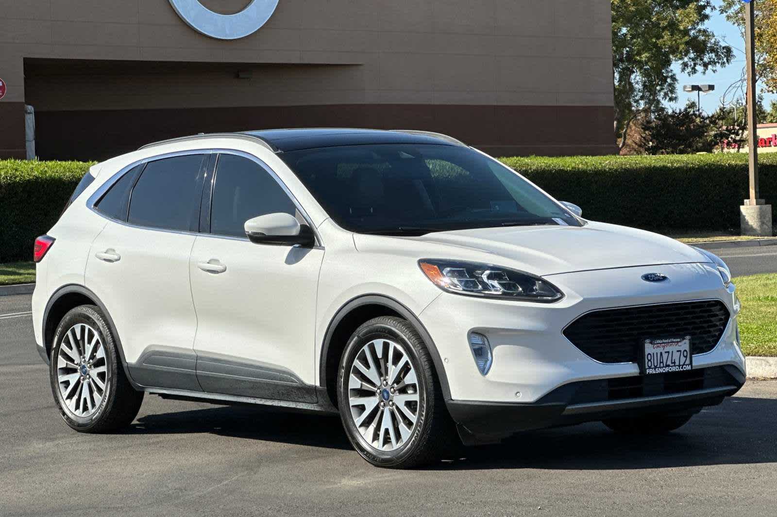 2020 Ford Escape Titanium Hybrid 9