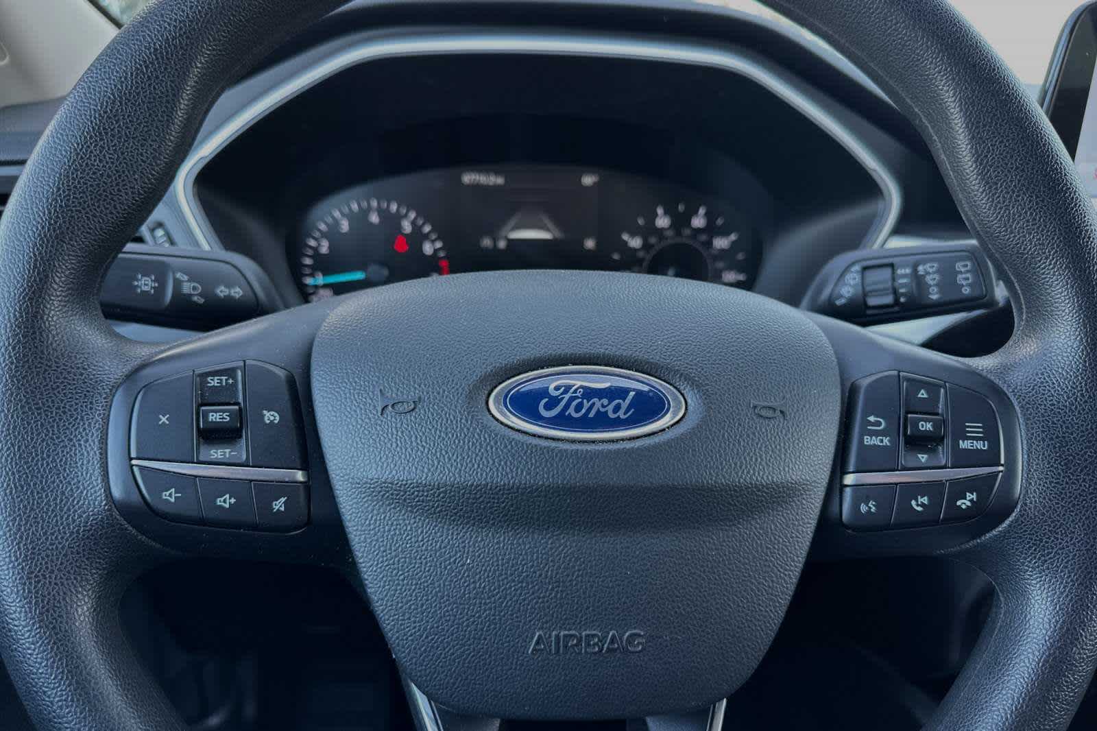 2020 Ford Escape SE 23