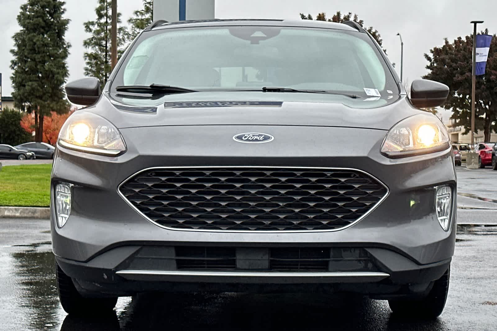 2022 Ford Escape SEL 10