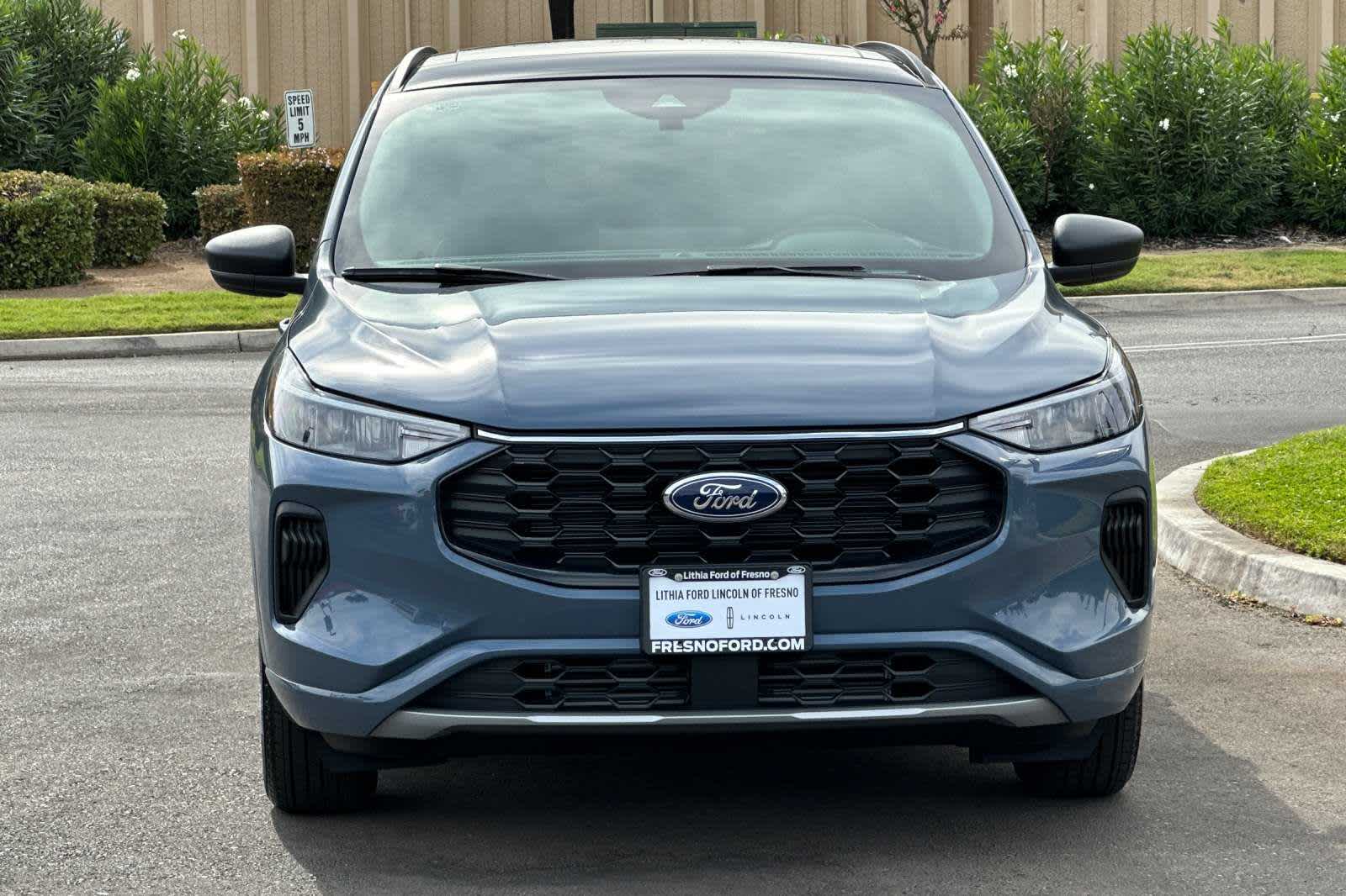 2024 Ford Escape ST-Line 11