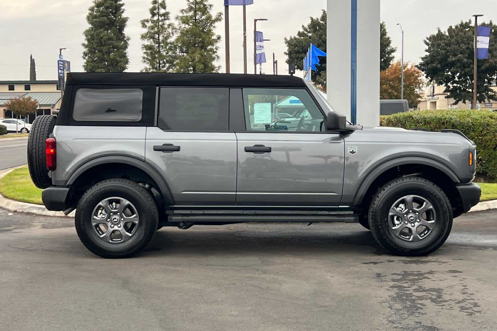 2024 Ford Bronco Big Bend 8