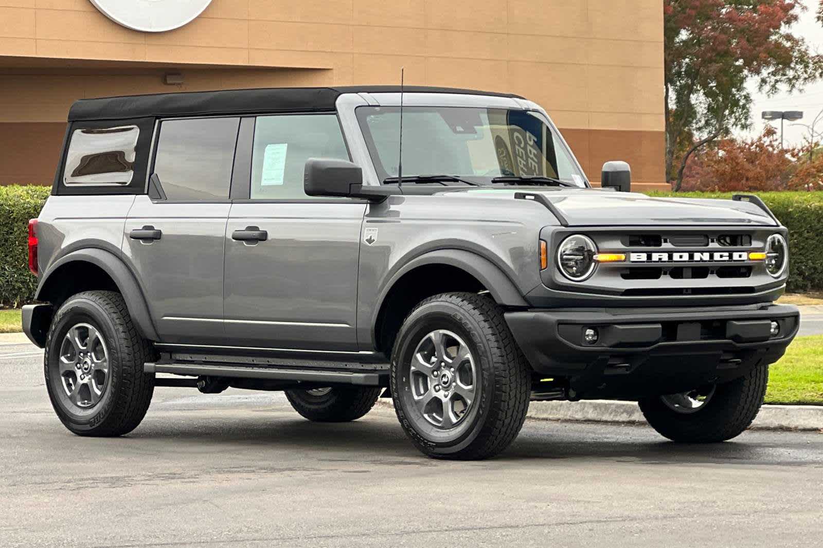 2024 Ford Bronco Big Bend 10