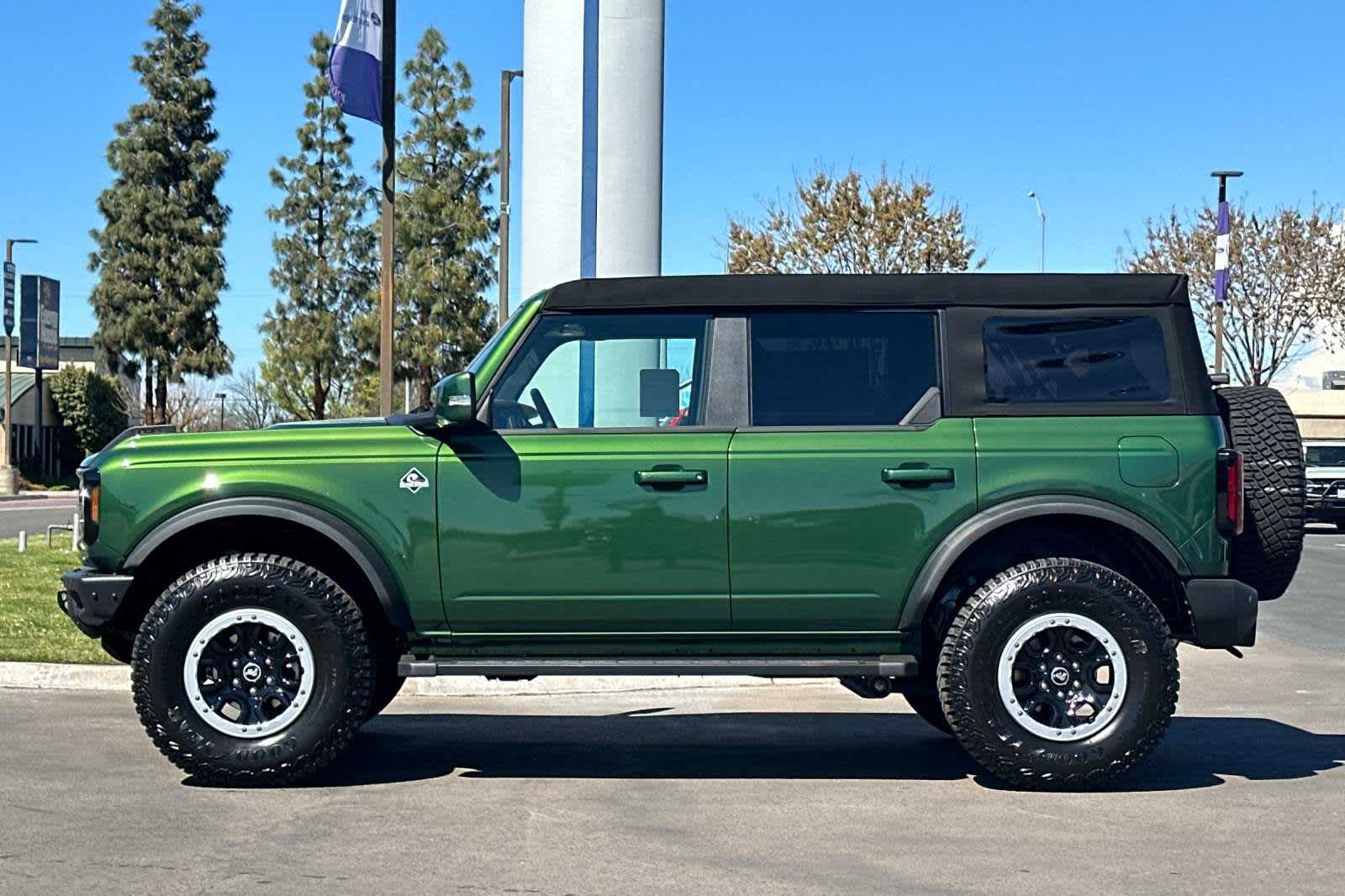 2024 Ford Bronco Outer Banks 5