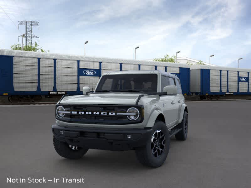 2024 Ford Bronco Outer Banks 2