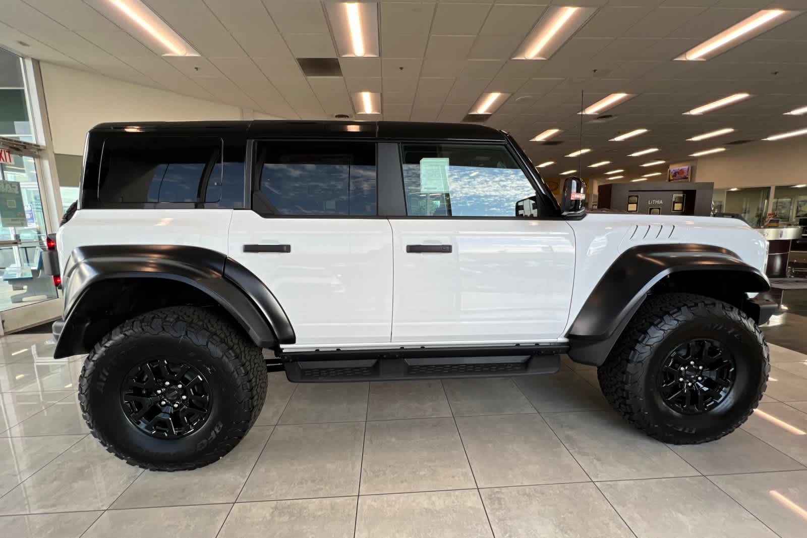 2024 Ford Bronco Raptor 8