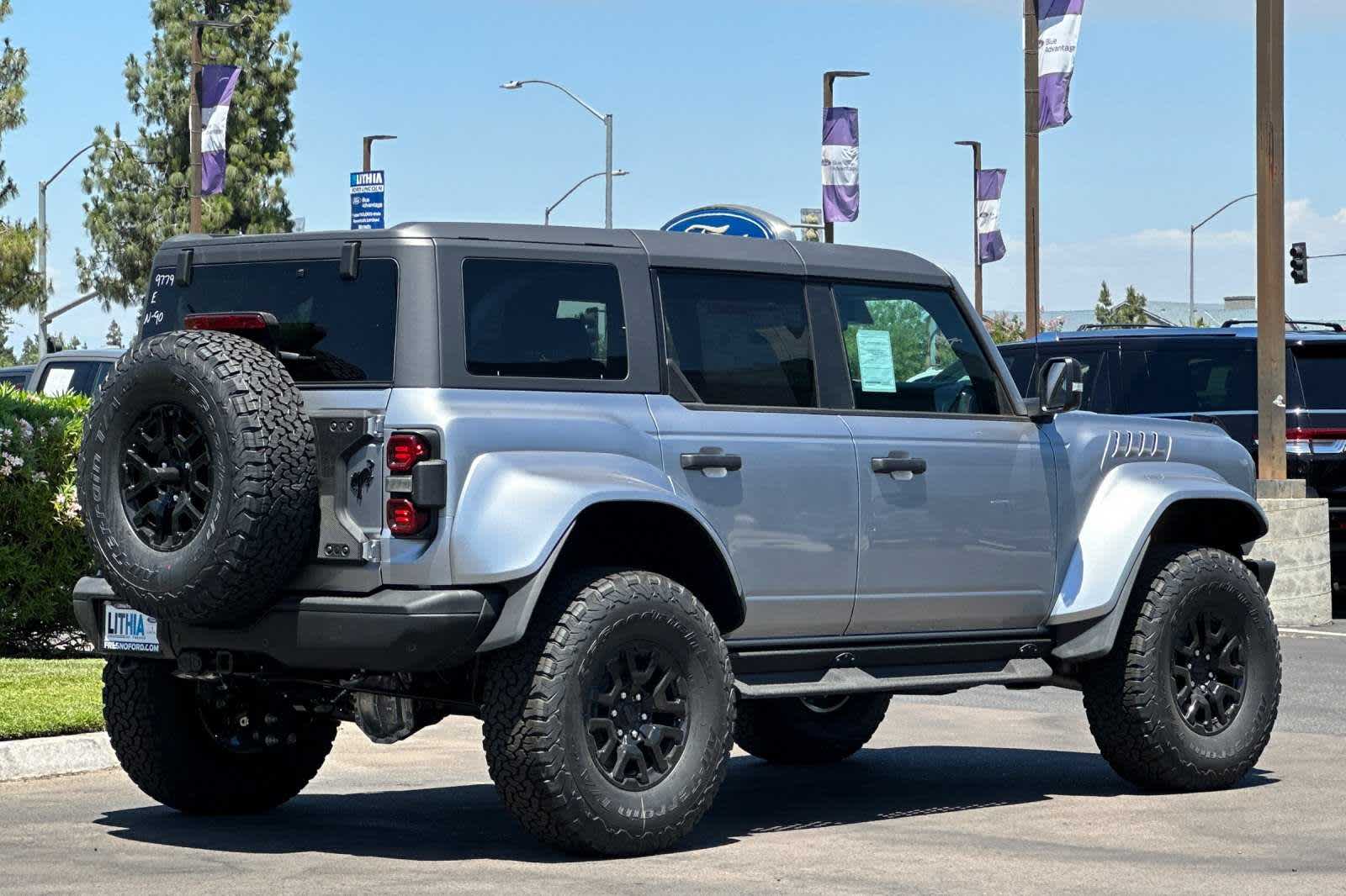 2024 Ford Bronco Raptor 2