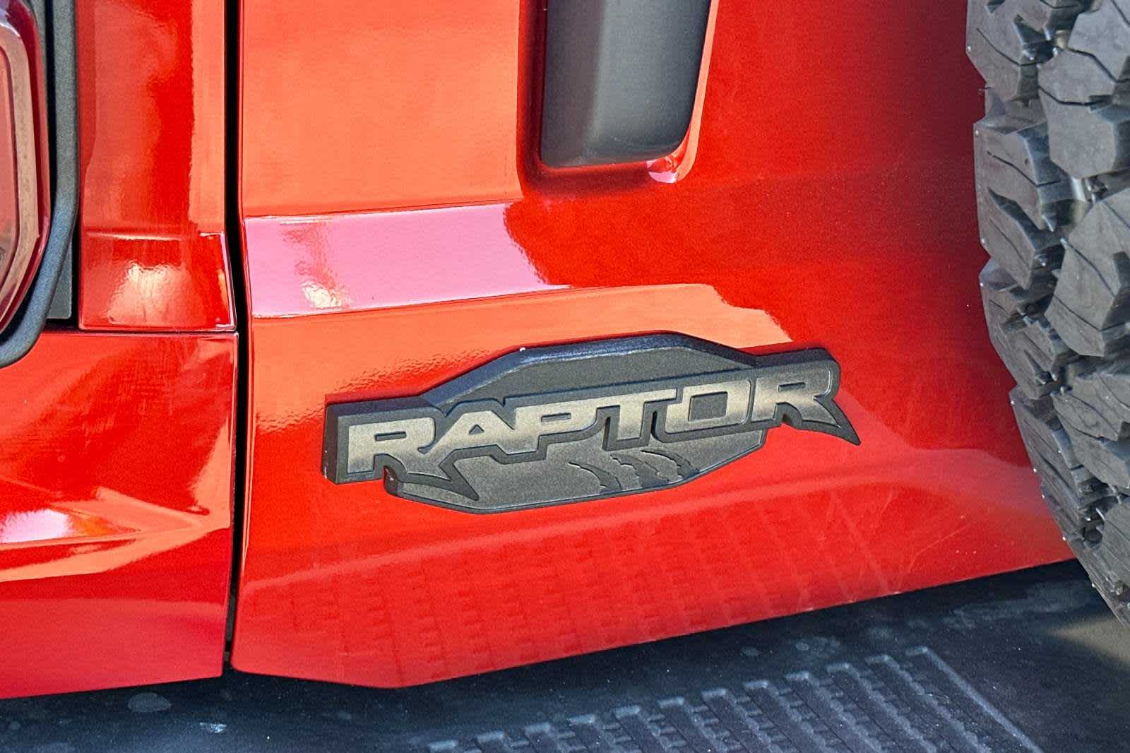 2024 Ford Bronco Raptor 28