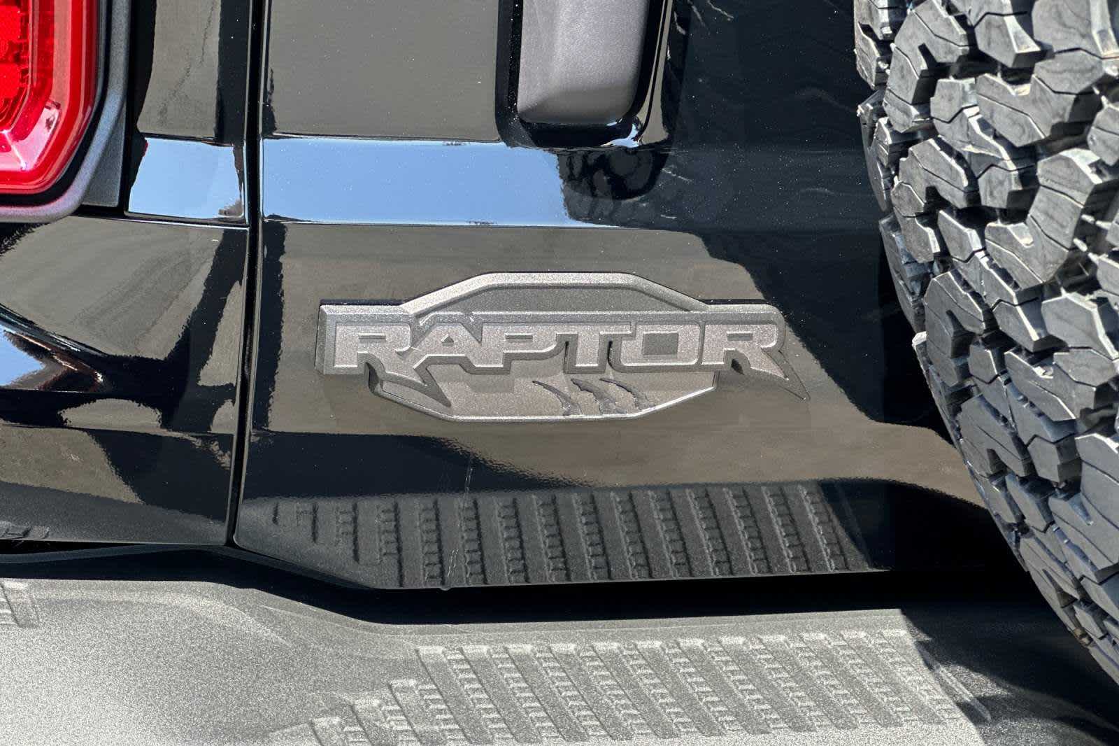 2024 Ford Bronco Raptor 27