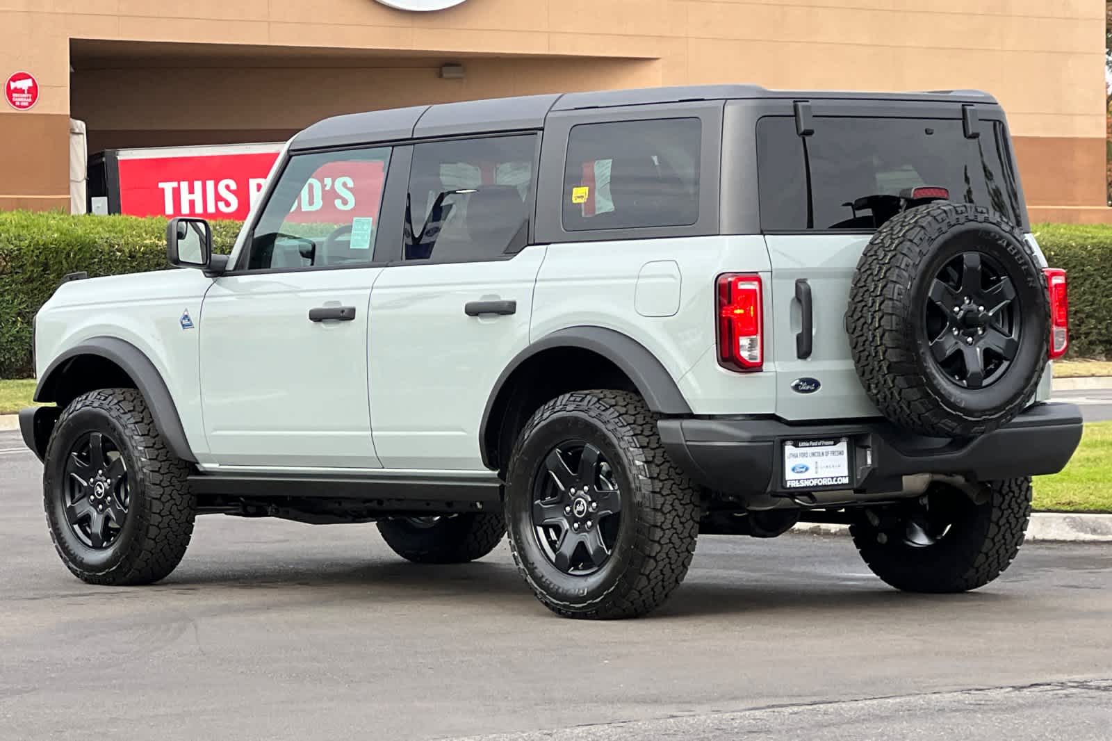 2024 Ford Bronco Black Diamond 6