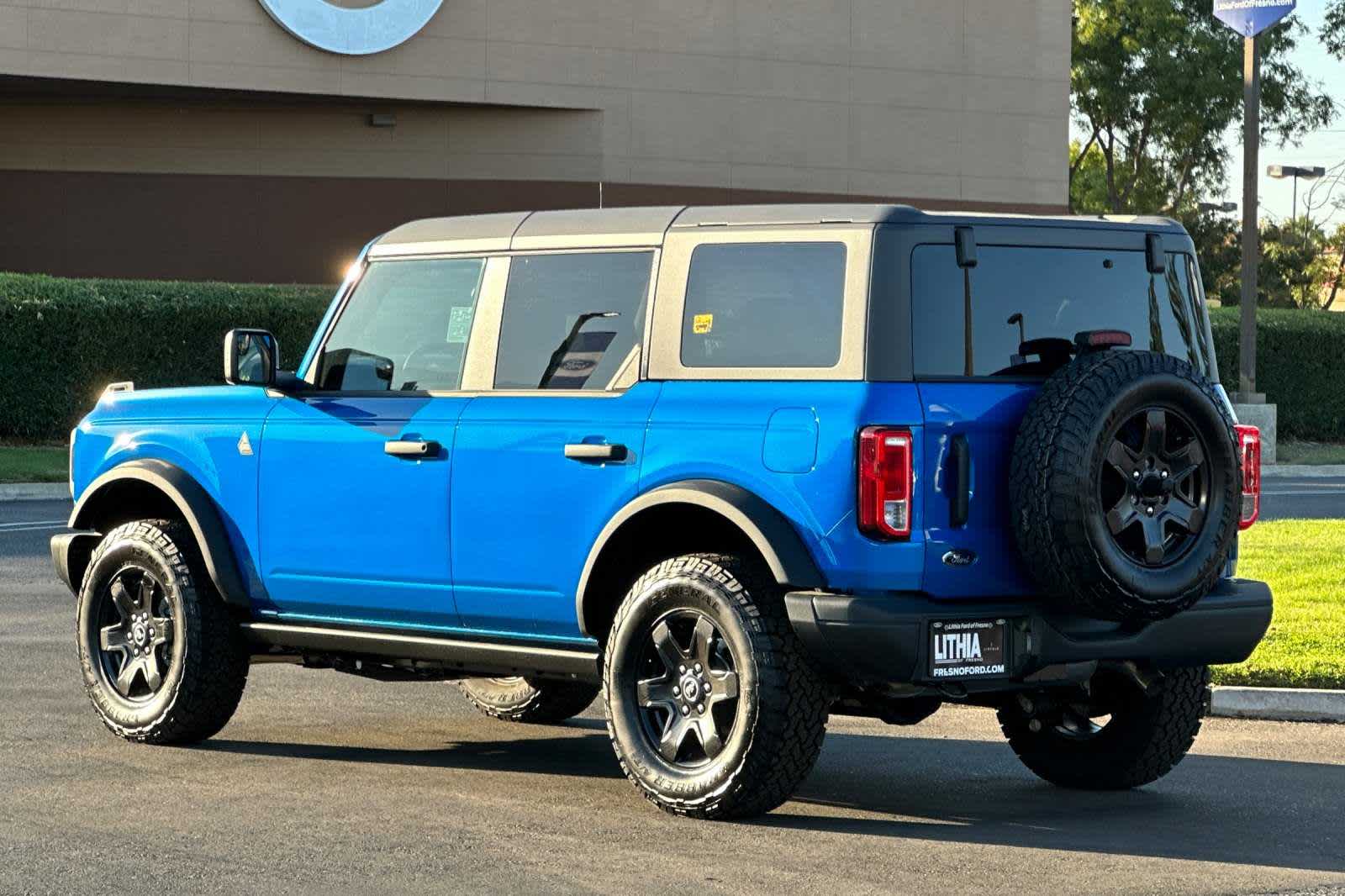 2024 Ford Bronco Black Diamond 6