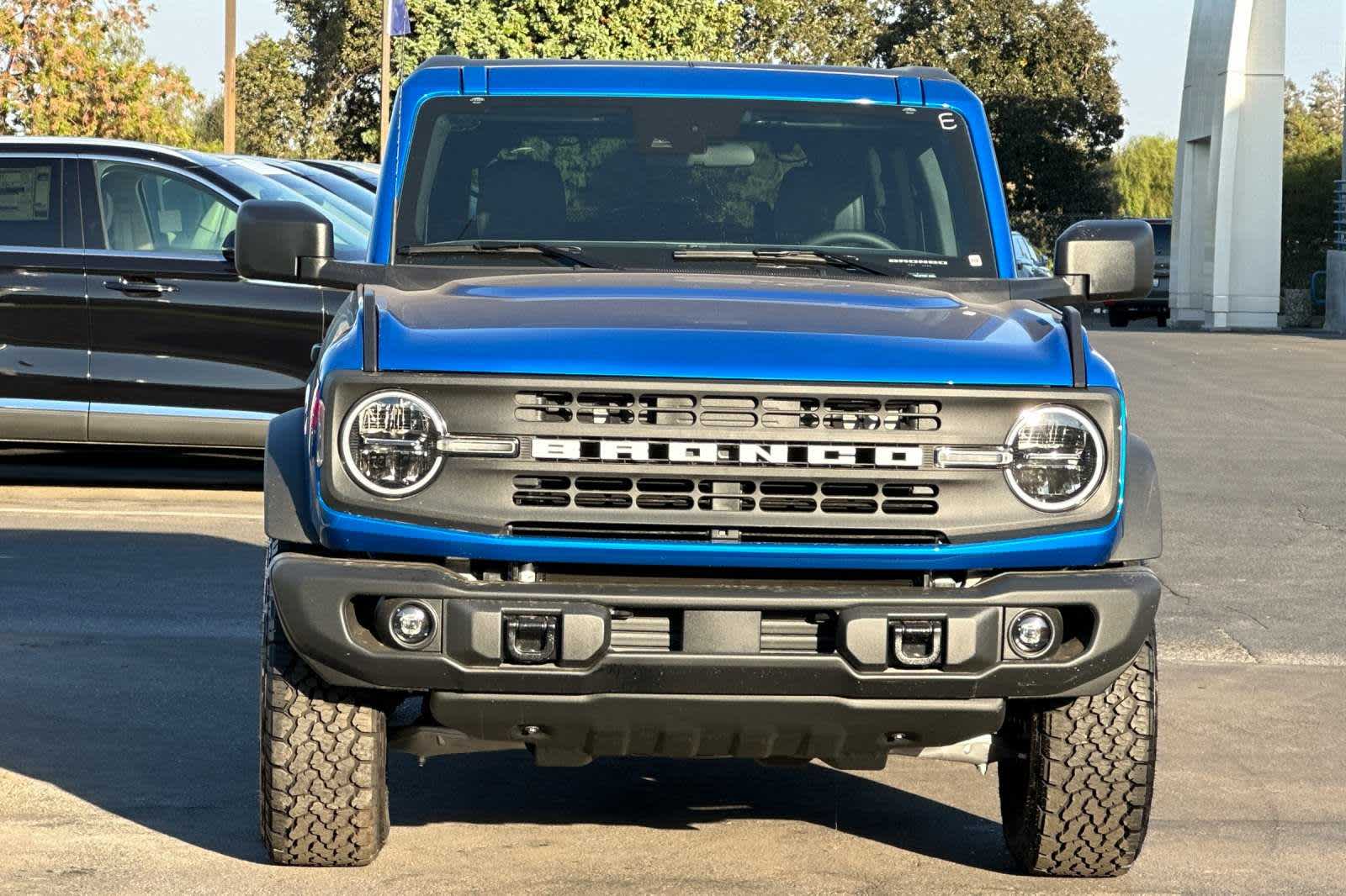 2024 Ford Bronco Black Diamond 11