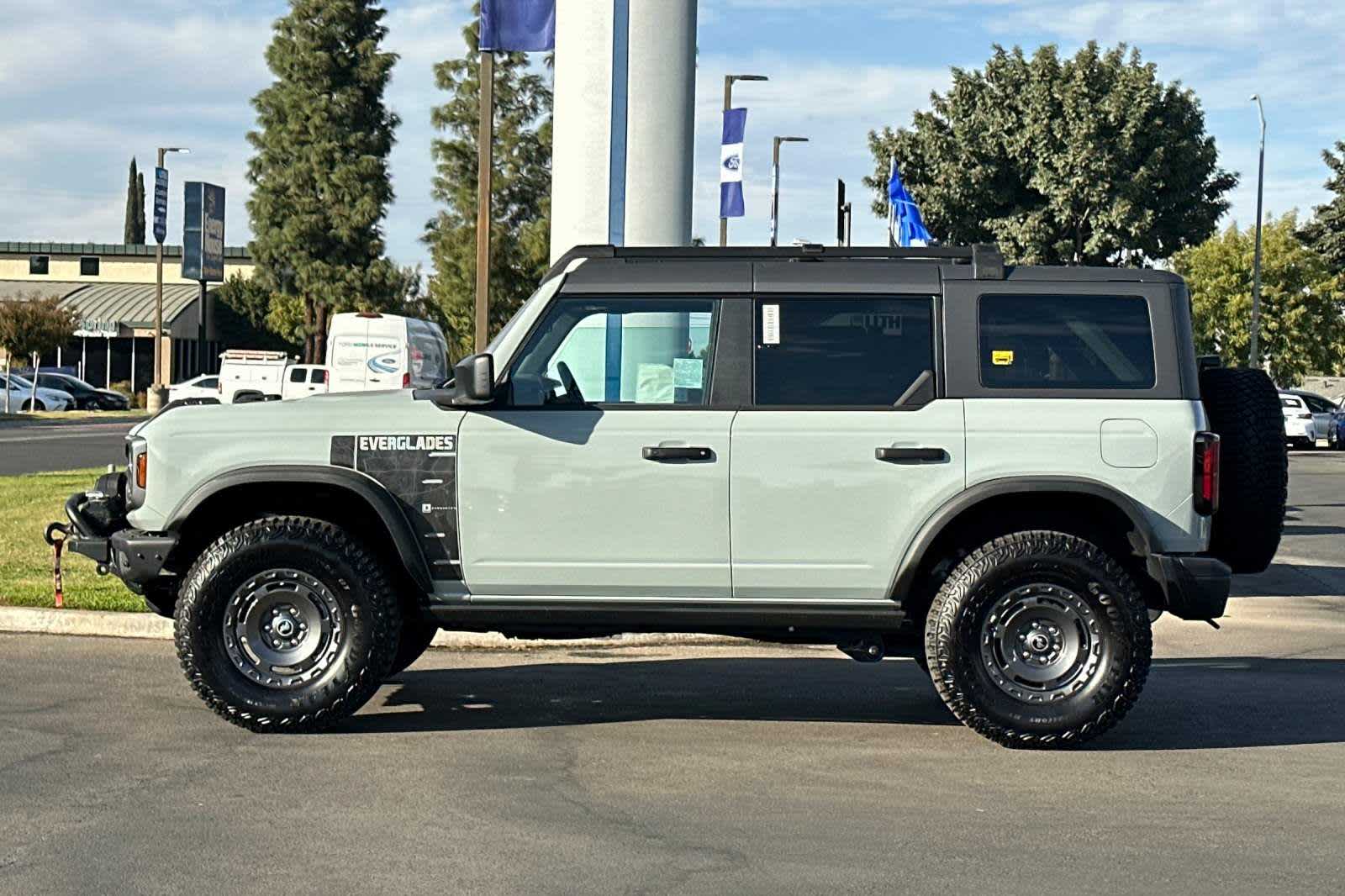 2024 Ford Bronco Everglades 5