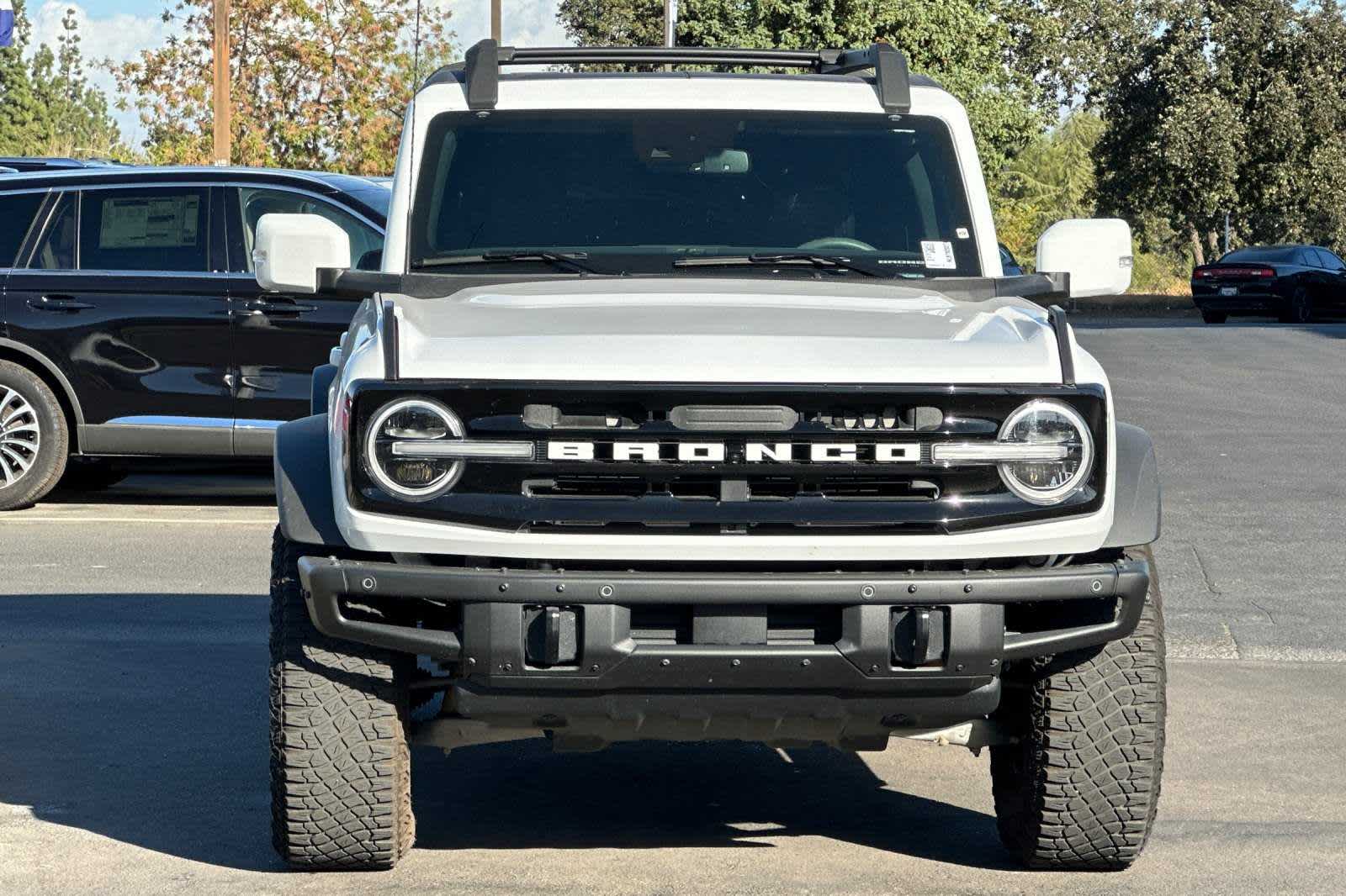 2022 Ford Bronco Outer Banks 11