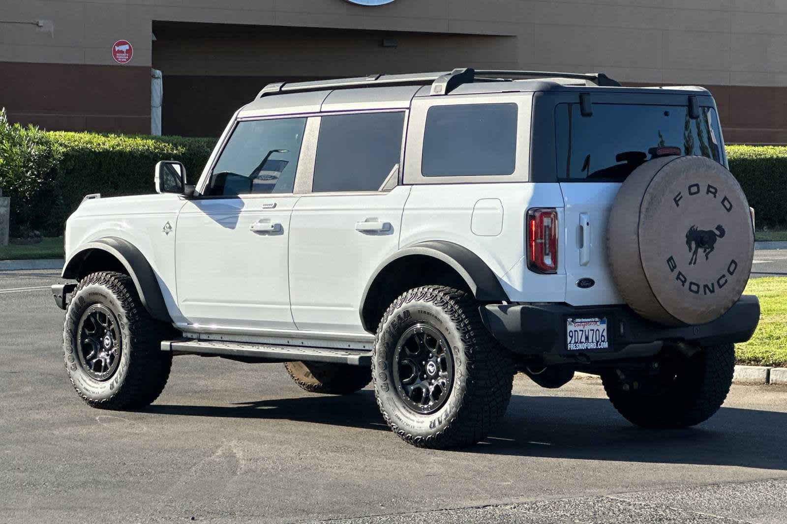 2022 Ford Bronco Outer Banks 7