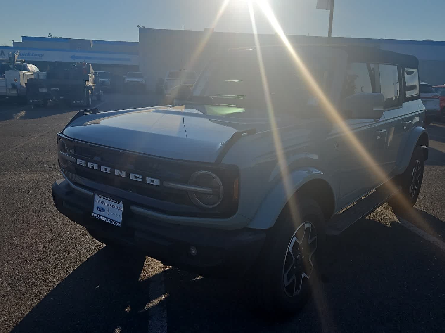 2023 Ford Bronco Outer Banks Advanced 4-Door 4WD