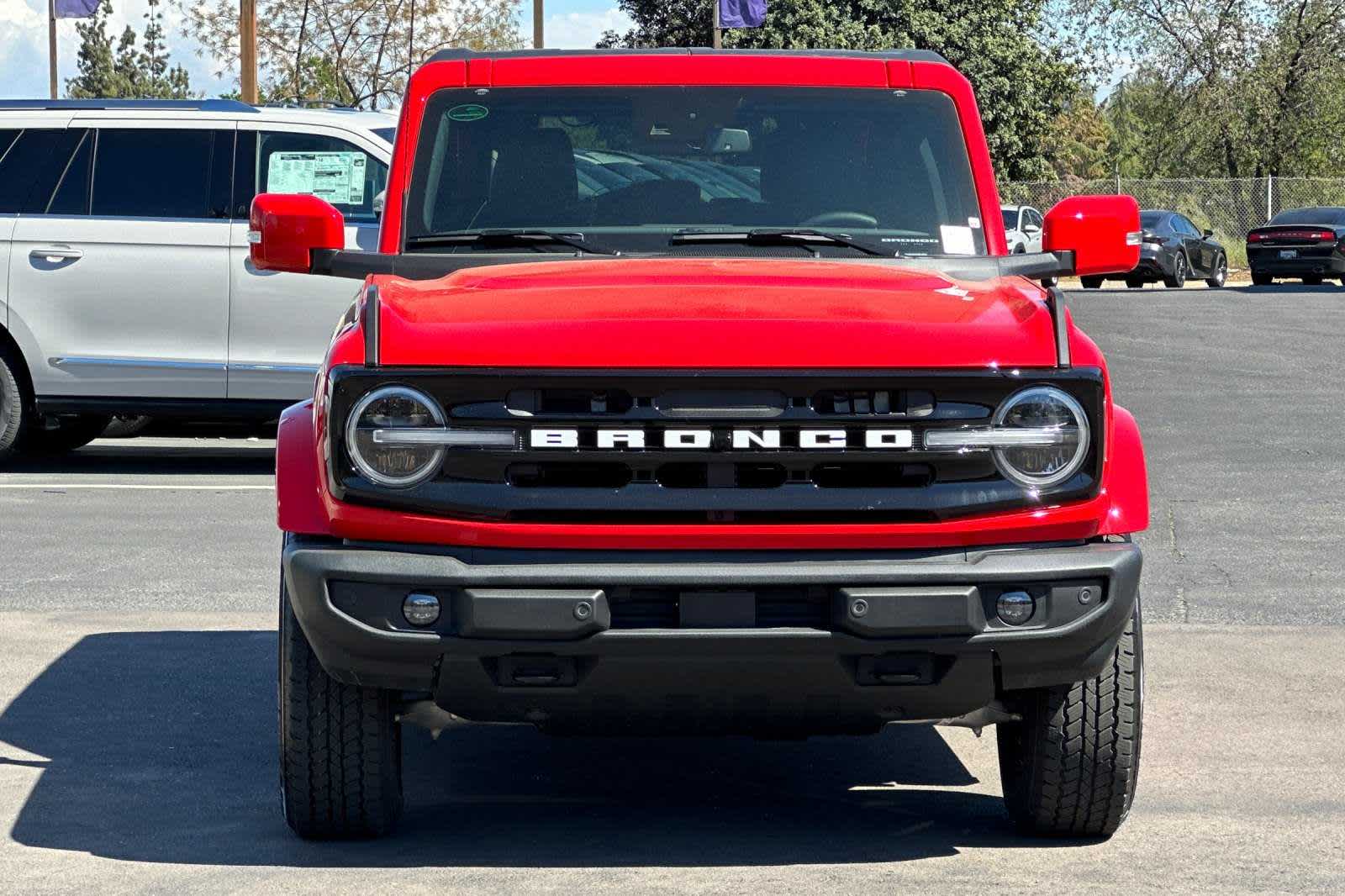 2024 Ford Bronco Outer Banks 11