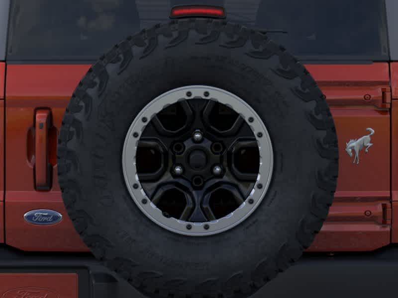 2024 Ford Bronco Outer Banks 24