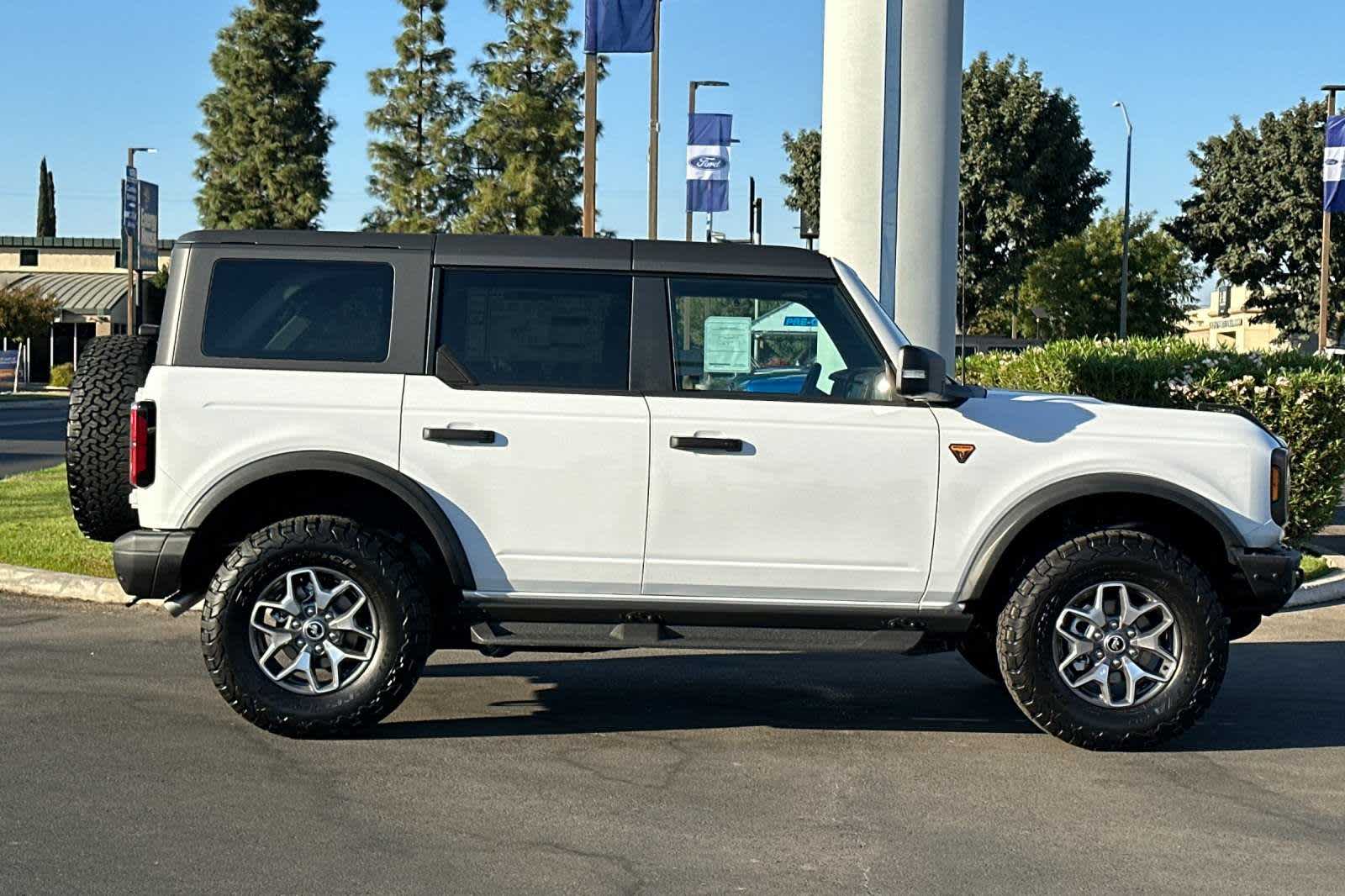 2024 Ford Bronco Badlands 8